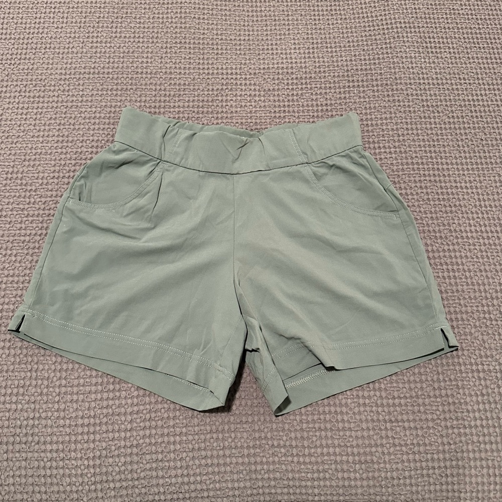 Columbia Women's Shorts Green